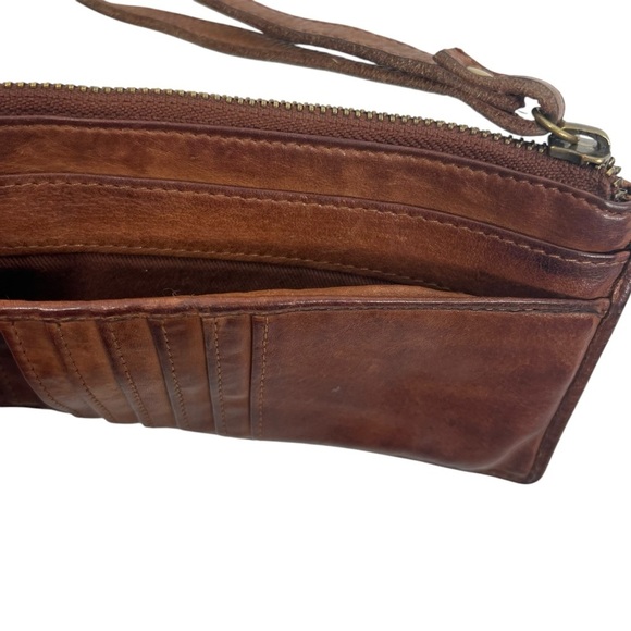 Leather Zip Wristlet Brown Soft Smooth Card Slots Wrist Strap - Picture 4 of 7